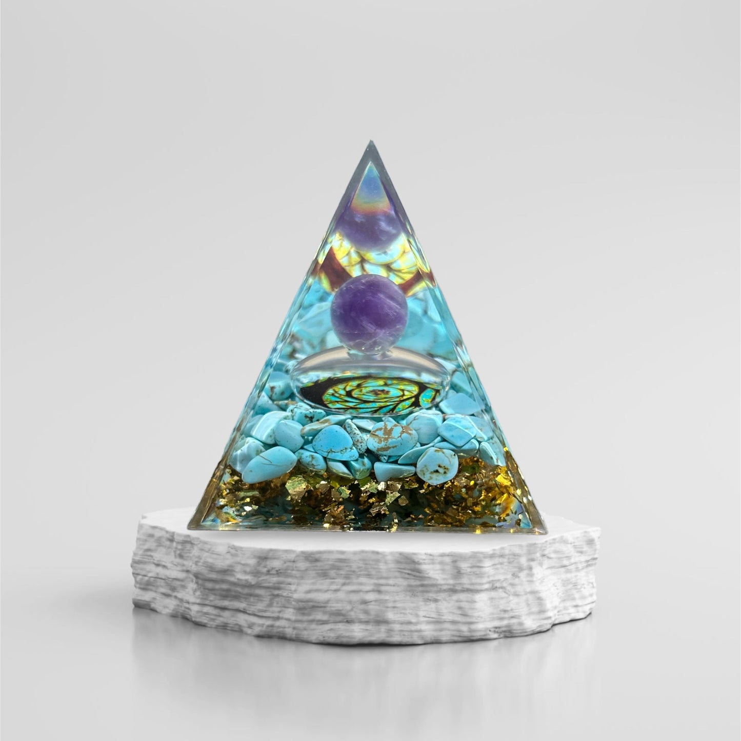 Orgonite pyramid in amethyst &amp; turquoise